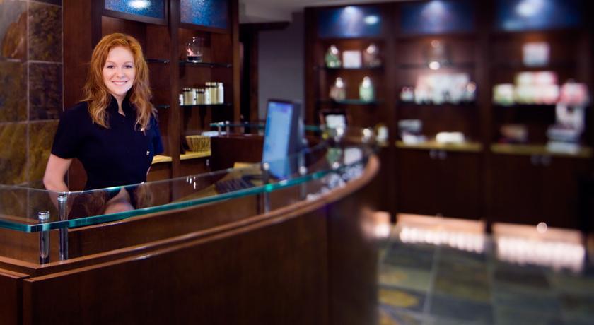 The Parkside Hotel And Spa Victoria Exteriör bild