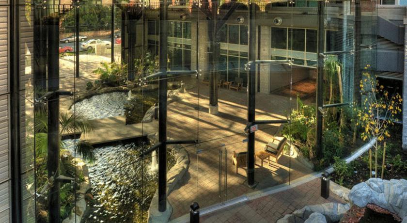 The Parkside Hotel And Spa Victoria Exteriör bild